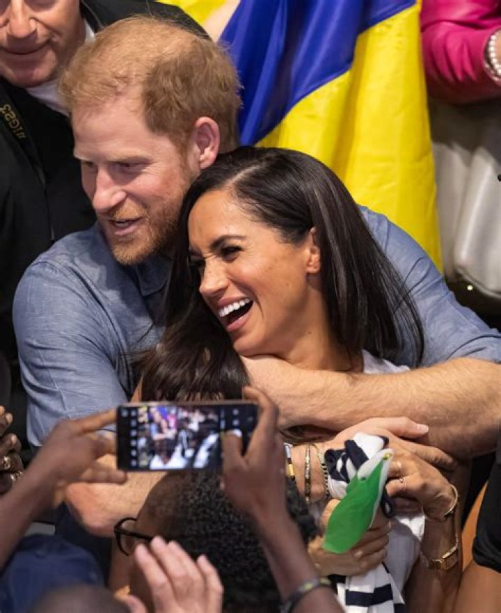 Meghan Markle & Prince Harry: The Truth About The Timing Of Their Move To LA Before Trump’s Nasty Tweet