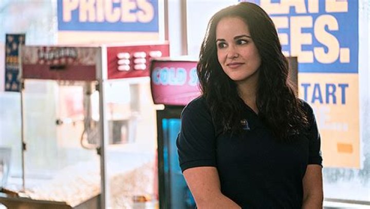 Melissa Fumero Teases ‘Blockbuster’ Show & What To Expect (Exclusive) – Hollywood Life