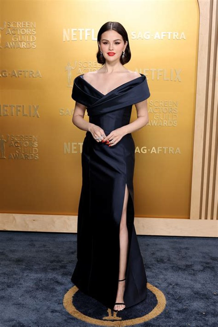 Men At 2017 SAG Awards — Check Out The Hottest Hunks