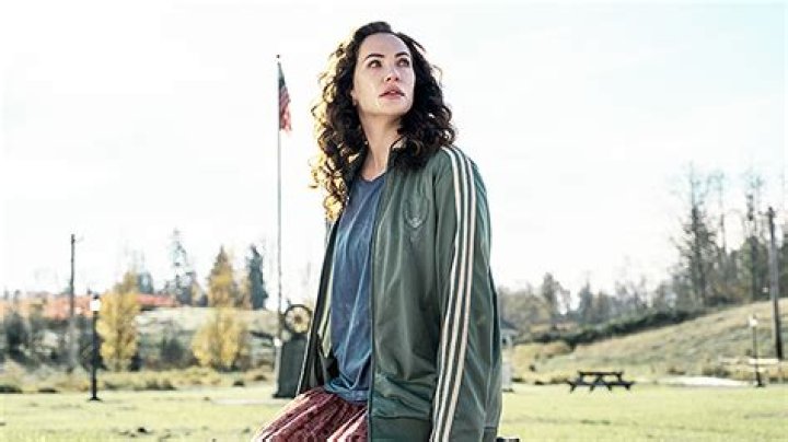 Erin Greene Preview – Kate Siegel Interview – Hollywood Life