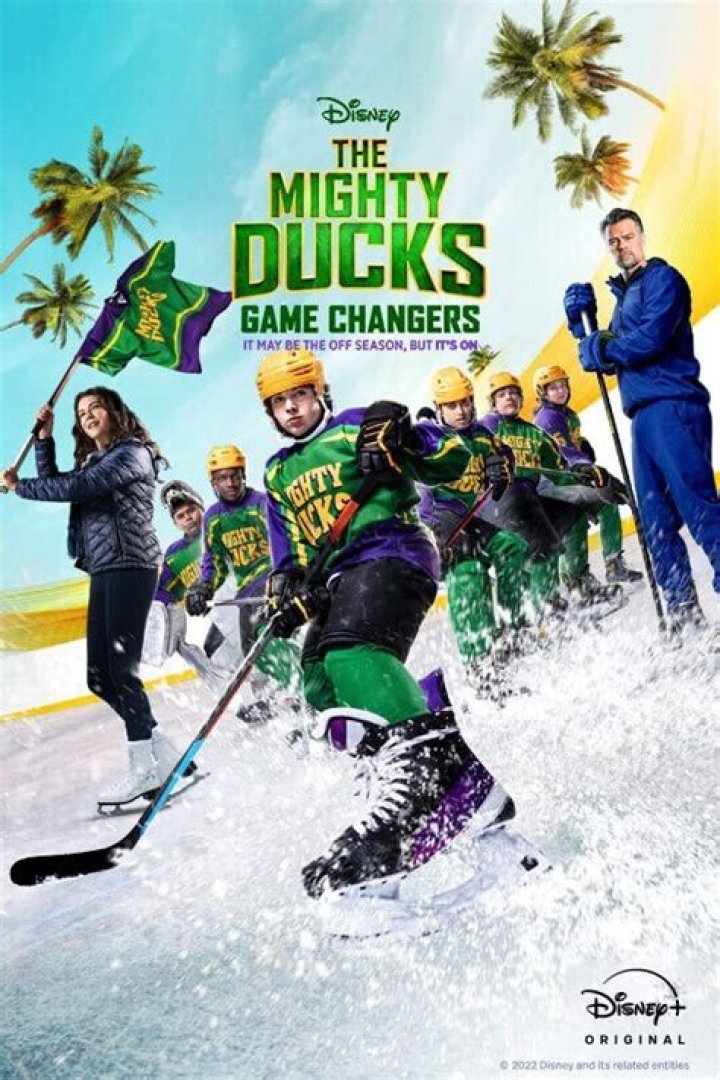 ‘Mighty Ducks: Game Changers’ Preview: Gordon Bombay Is ‘In Charge’ & Taking The Kids To States