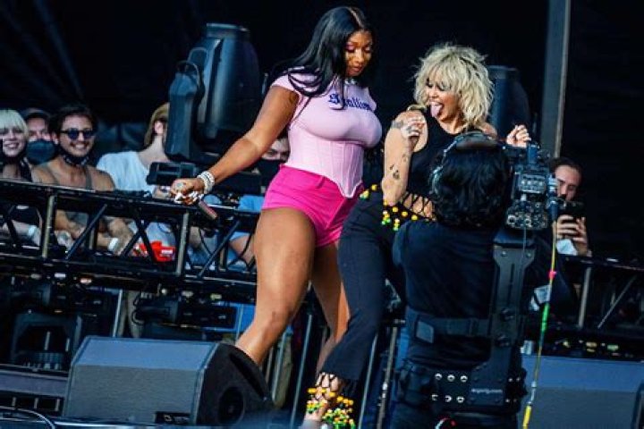 Miley Cyrus Rocks Black Crop Top As She Twerks With Megan Thee Stallion On Stage At Music Fest