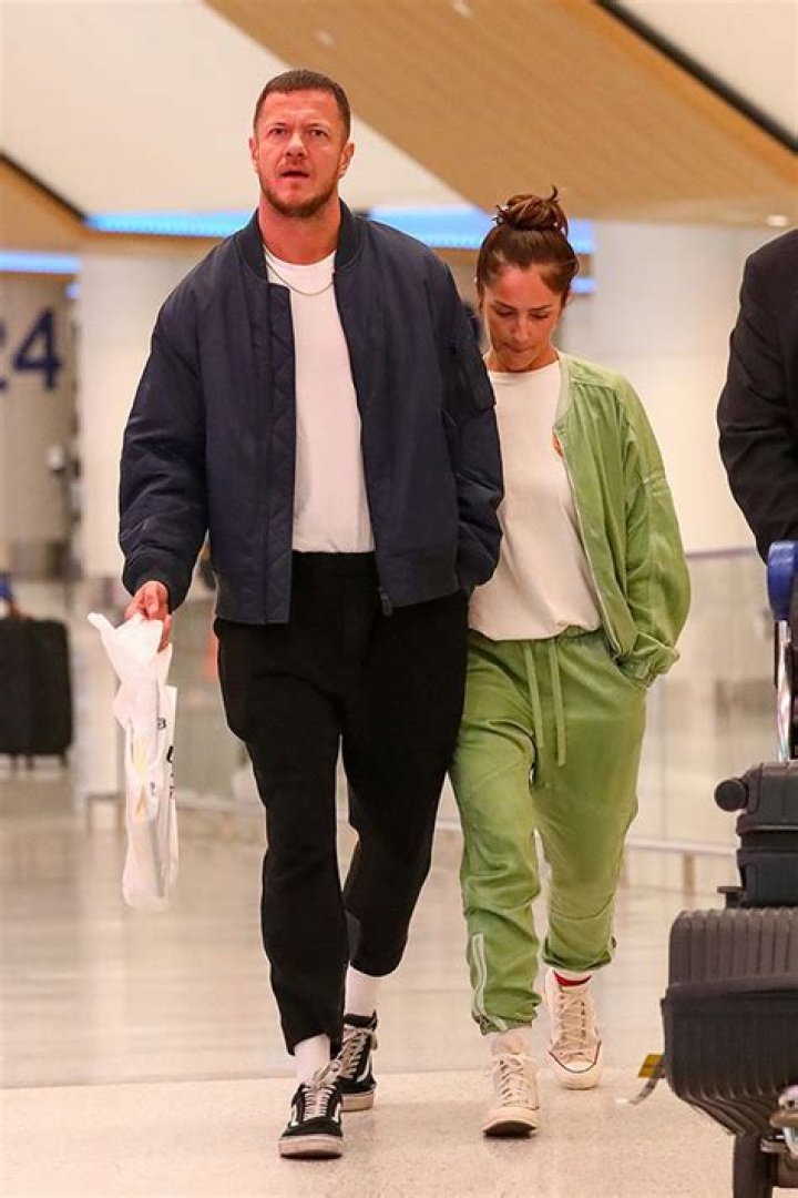 Minka Kelly, 42, Hugs BF Dan Reynolds, 35, On Romantic Date Night In LA: Photos