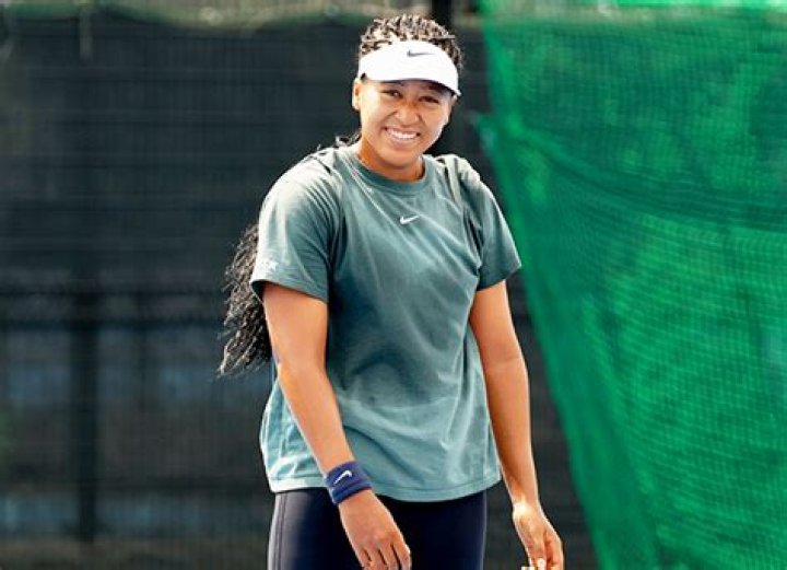 Naomi Osaka, 25, Pregnant: Tennis Star Announces She’s Expecting 1st Child