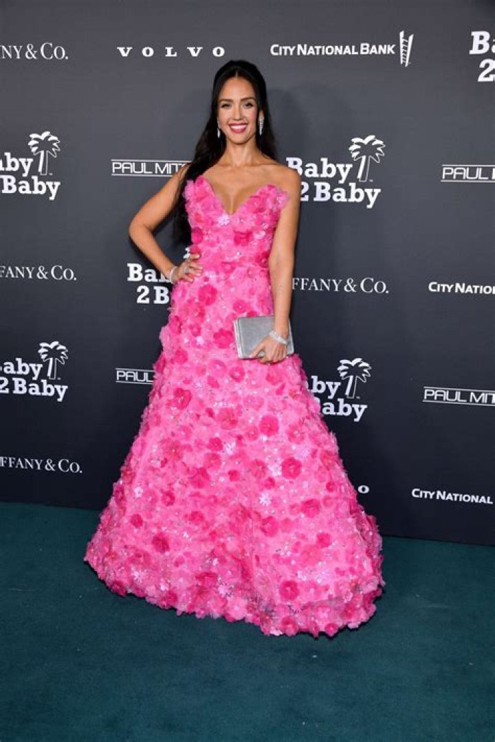Natalia Bryant, 18, Is Gorgeous In Pink Gown For Baby2Baby Gala With Mom Vanessa & Little Sisters