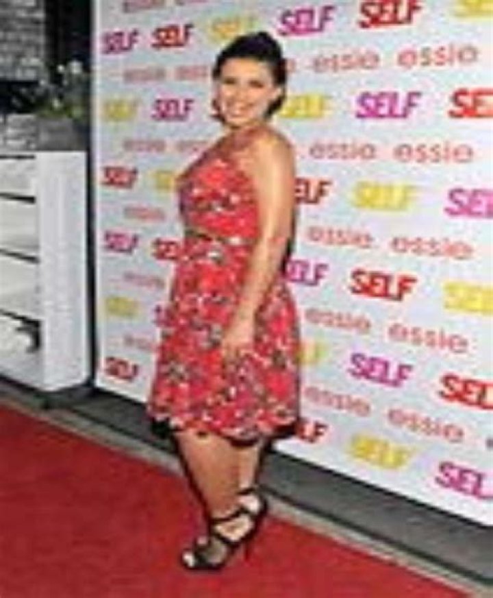 Nelly Furtado – Height, Weight, Bra Size, Measurements & Bio