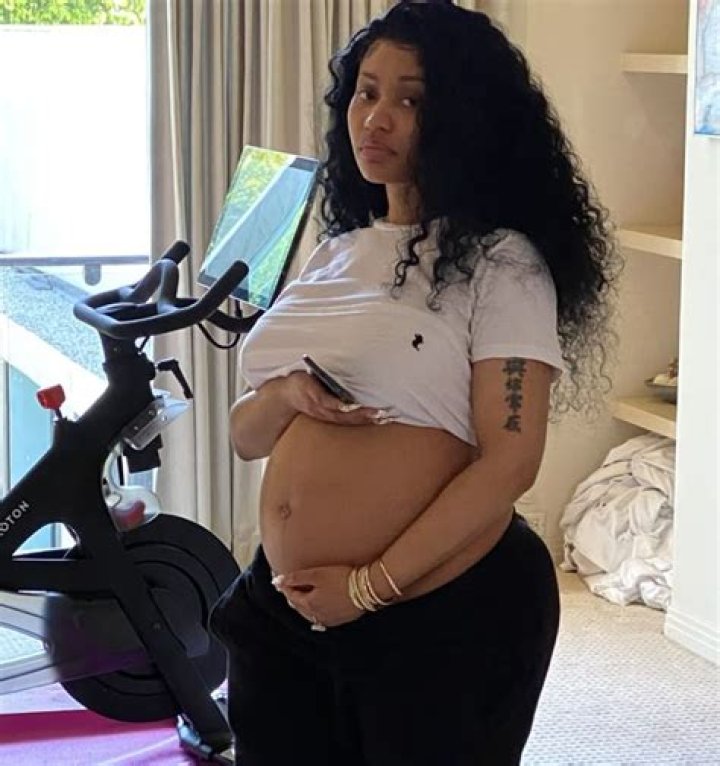 Nicki Minaj Pregnant With Lil Wayne’s Baby? — Report – Hollywood Life