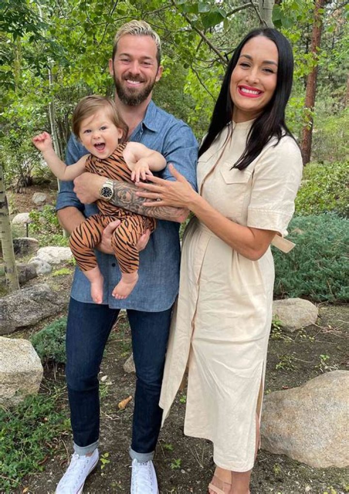 Nikki Bella Plans Artem’s Future & It Backfires On ‘Total Bellas’ – Hollywood Life