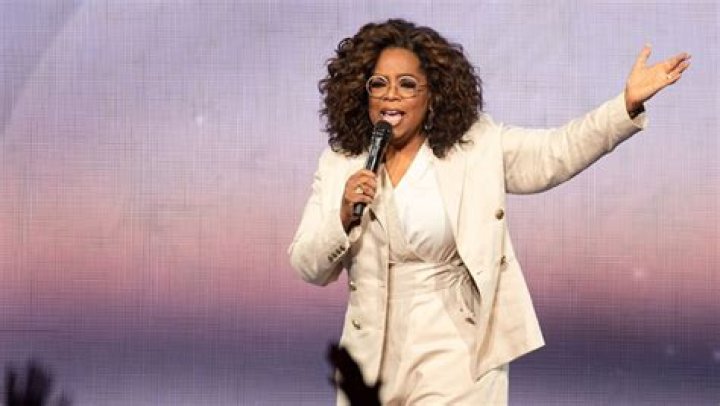 Oprah Shows Off Huge Leg Compress After Fall On Stage & Admits She’s ‘Sore’ — See Pic