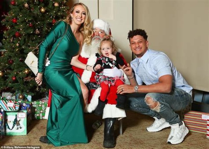 Patrick Mahomes & Brittany Matthews Take Daughter, 1, To Meet Santa Claus: Photos
