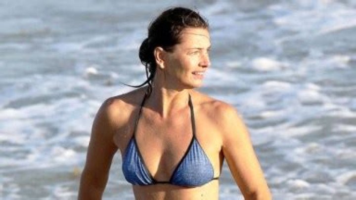 Paulina Porizkova, 56, Channels Princess Leia In Golden Bikini While On Vacation: See Pic