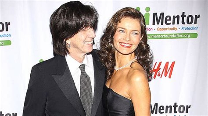 Paulina Porizkova Reaches Settlement Over Husband Ric Ocasek’s Will – Hollywood Life