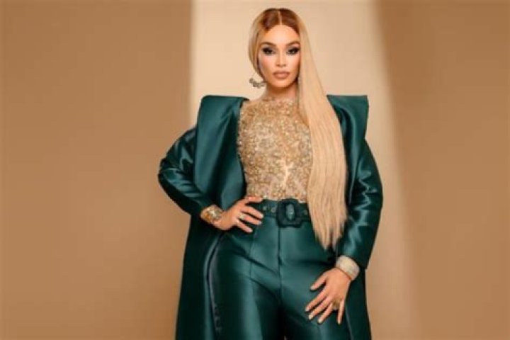 Pearl Thusi Height, Weight, Net Worth, Age, Birthday, Wikipedia, Who, Nationality, Biography