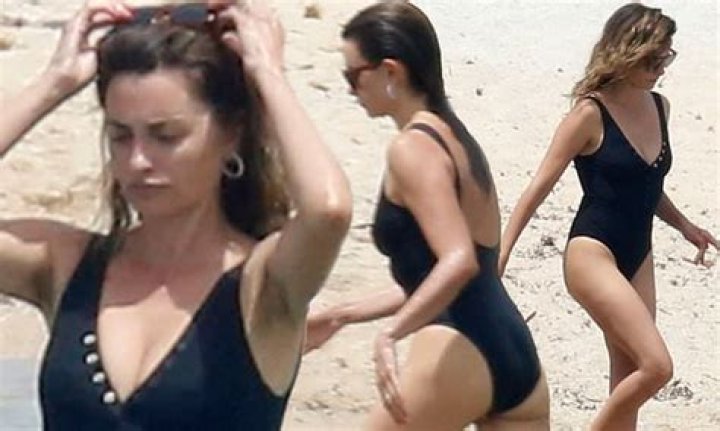 Penelope Cruz Rocks Plunging Swimsuit On The Beach With Javier Bardem – Hollywood Life