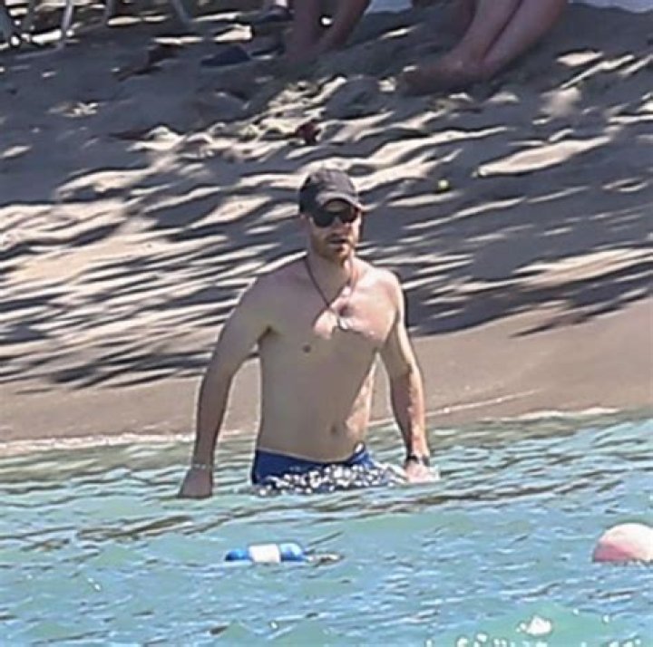 Prince Harry Goes Shirtless On The Beach — Pics