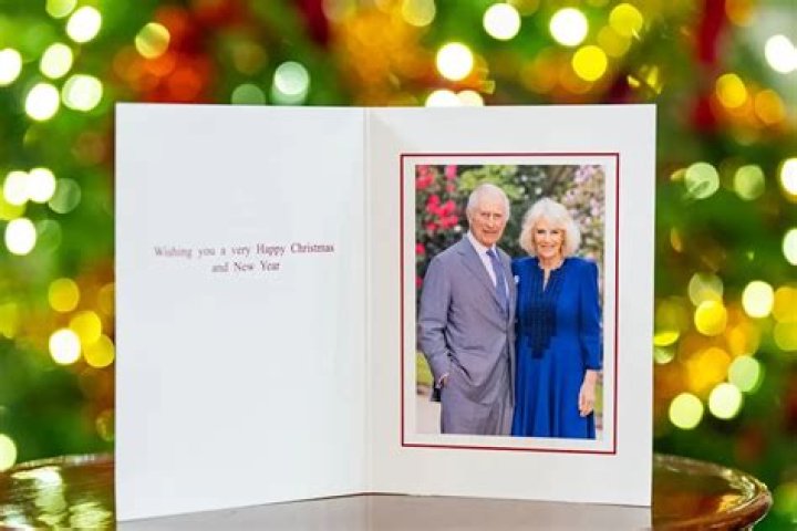 Princess Diana Fans Diss Prince Charles & Camilla’s Christmas Card – Hollywood Life