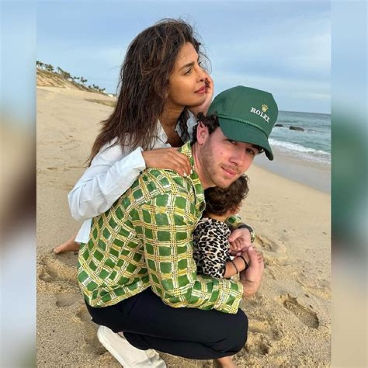 Priyanka Chopra Shares New Vacation Photos With Nick Jonas and Malti – Hollywood Life