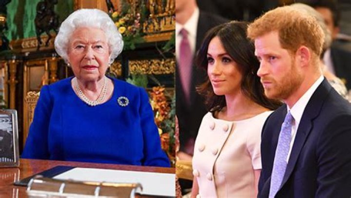 Queen Elizabeth II Leaves Out Harry & Meghan In New Photo & Fans Are Freaking Out
