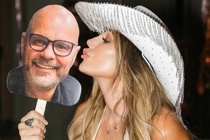 Did She Get Plastic Surgery? – Hollywood Life