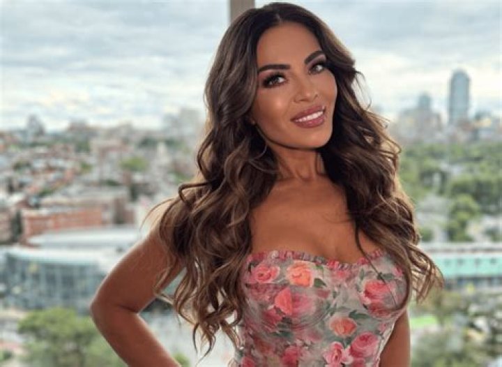 ‘RHONJ’s Dolores Catania Teases ‘Emotional’ Trip To Ireland: Exclusive – Hollywood Life