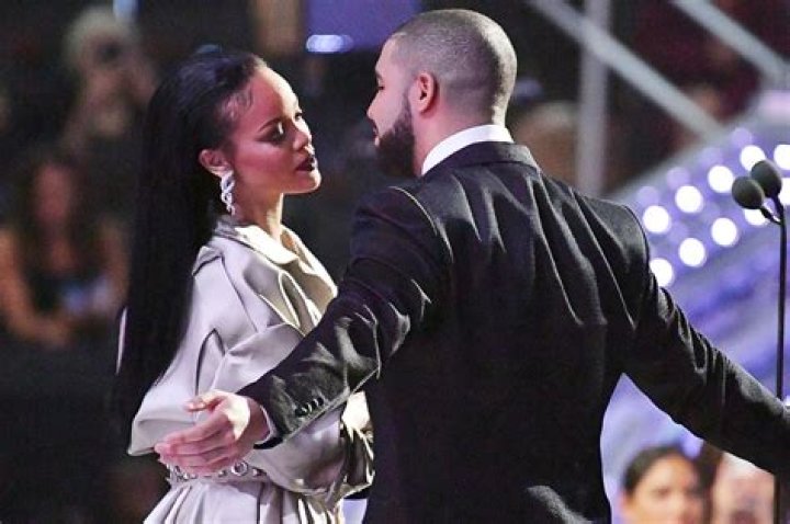 Drake & Rihanna: Their Sexiest PDA Moments Of All Time