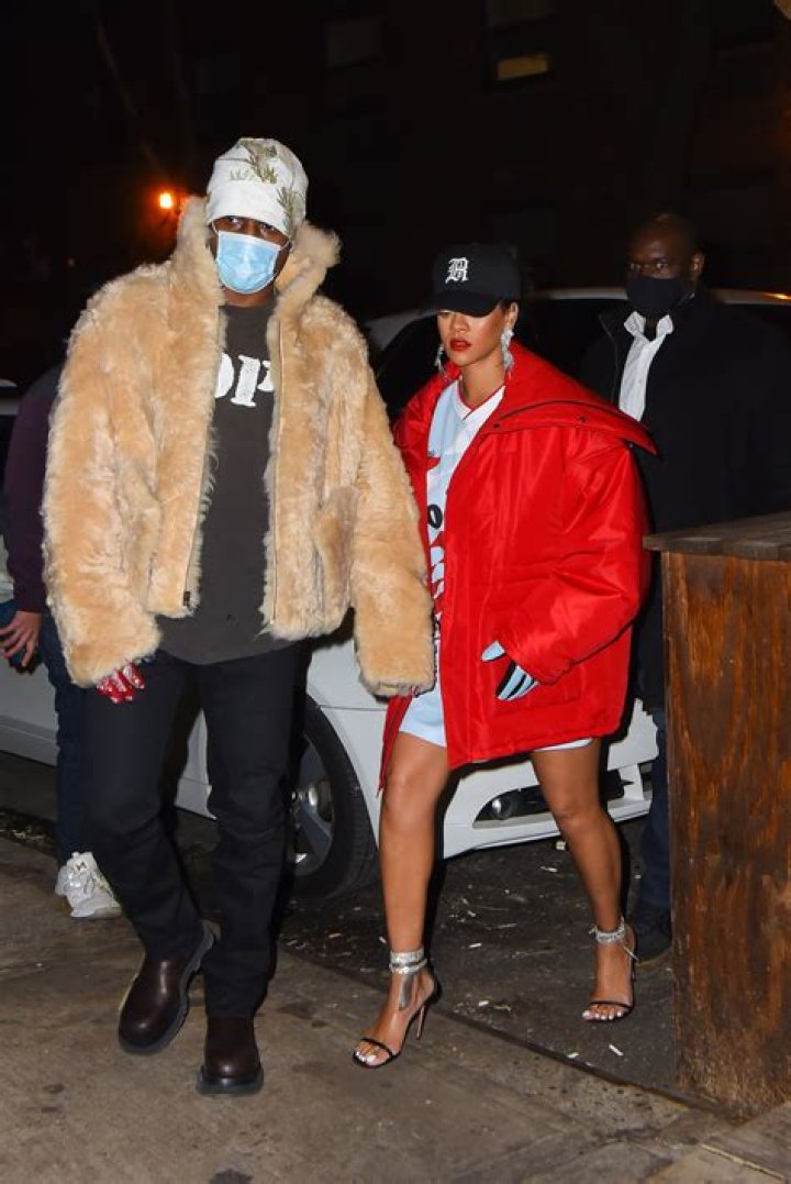 Rihanna & Drake: They’re Talking After Nasty Split — So Why Didn’t She Go To His Party?