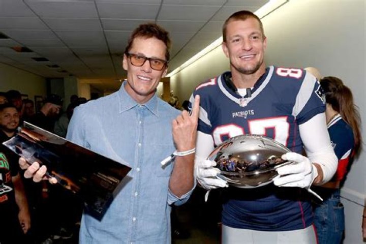 Their Friendship Through The Years – Hollywood Life