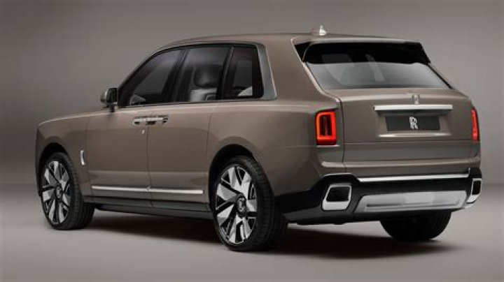 Flaunts Ride After Weight Loss – Hollywood Life