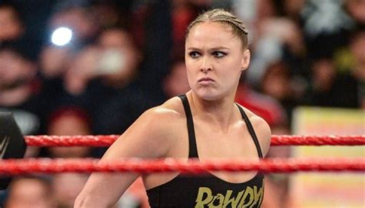 Ronda Rousey – Hollywood Life