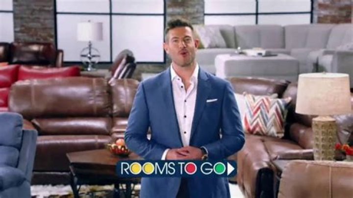 Rooms to Go Commercial Actor 2023: Jesse Palmer