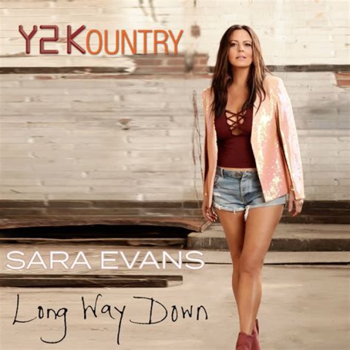 Sara Evans Reveals Frustrations With Country Radio Not Playing Women – Hollywood Life