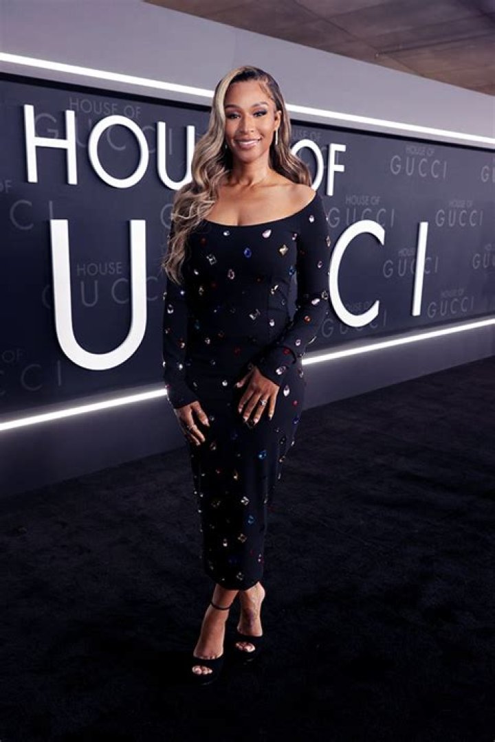 LeBron James’ Wife Savannah Is Gorgeous In Orange Jumpsuit For ‘Virgo Season’