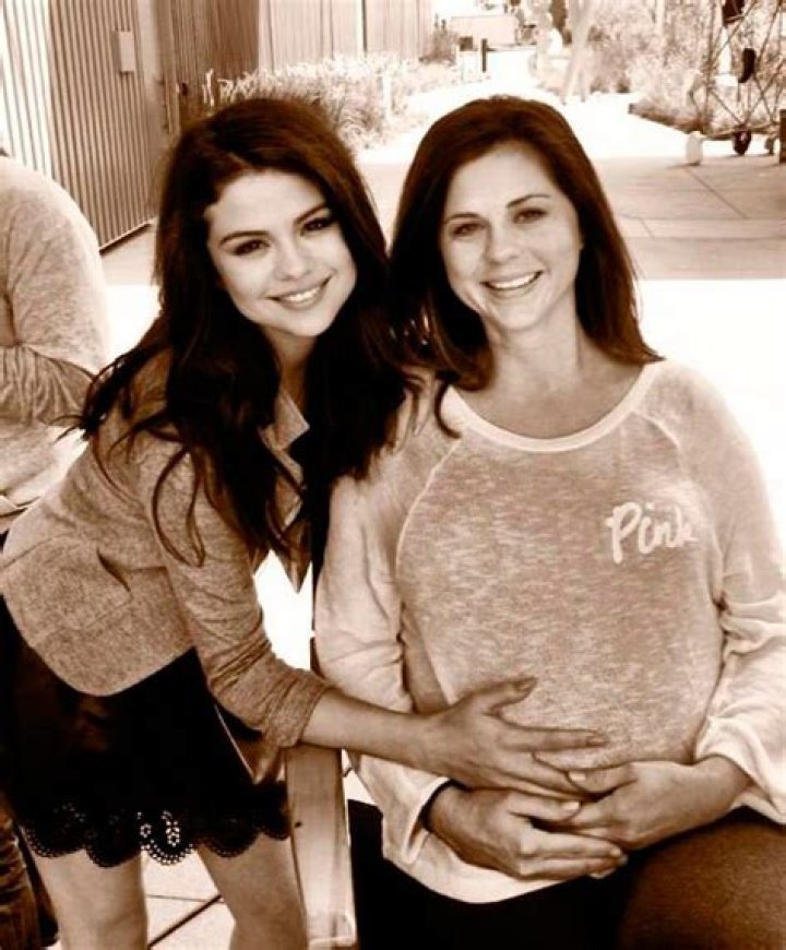 Selena Gomez’s Baby Sister — Selly Salutes Gracie Elliot Teefey – Hollywood Life