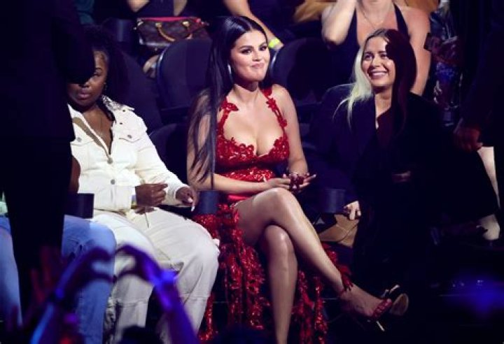 Selena Gomez With BFF Raquelle In Rare Photos – Hollywood Life