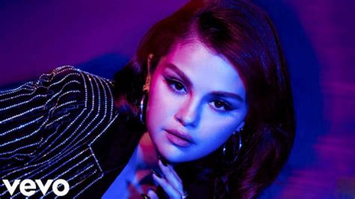 Selena Gomez Freaks Over Being Single In Her 30s In New TikTok: ‘I’m Okay With It Though’