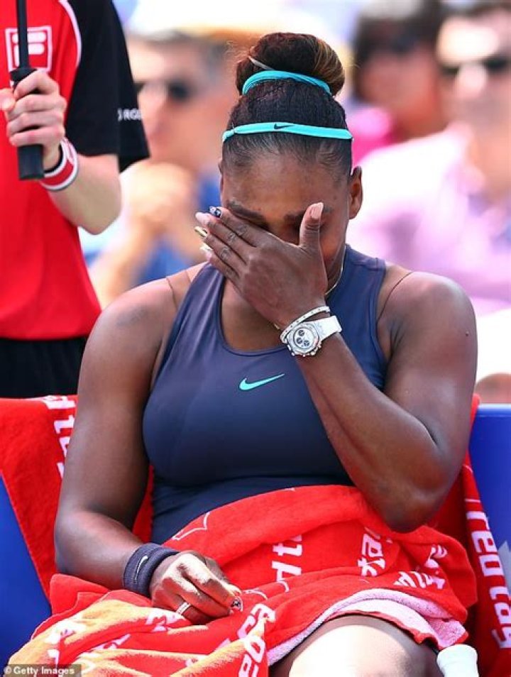 Serena Williams Breaks Down In Tears & Leaves Press Conference Early After Australian Open Loss — Watch