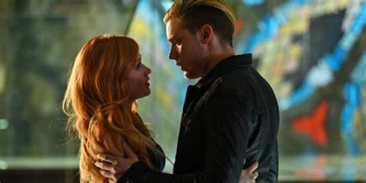 Clary Learns Jace Is Not Her Brother In Ep. 11 — Recap – Hollywood Life