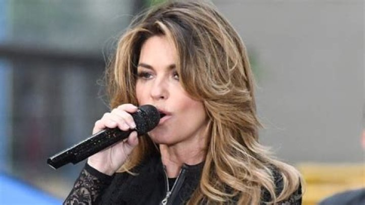 Shania Twain Confesses She Had to Flatten Her Chest as a Child to Avoid Stepfather’s Alleged Sexual Abuse