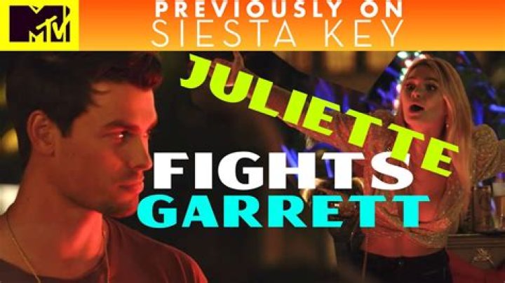 Chloe Tells Garrett About Alex & Kelsey — Sneak Peek – Hollywood Life