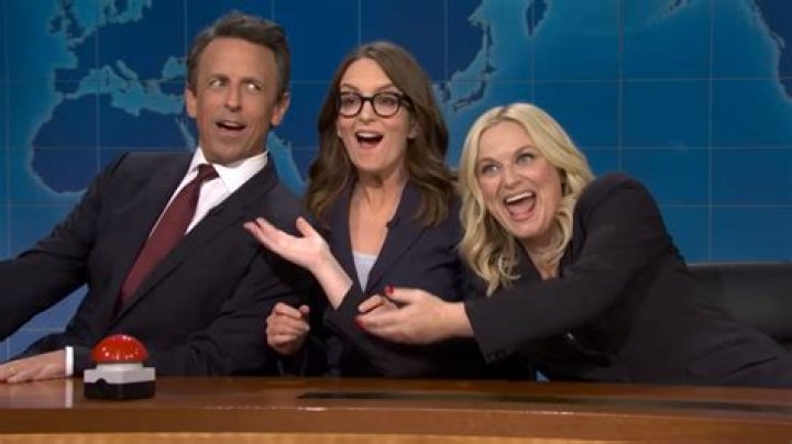 Tina Fey Returns To Weekend Update – Hollywood Life