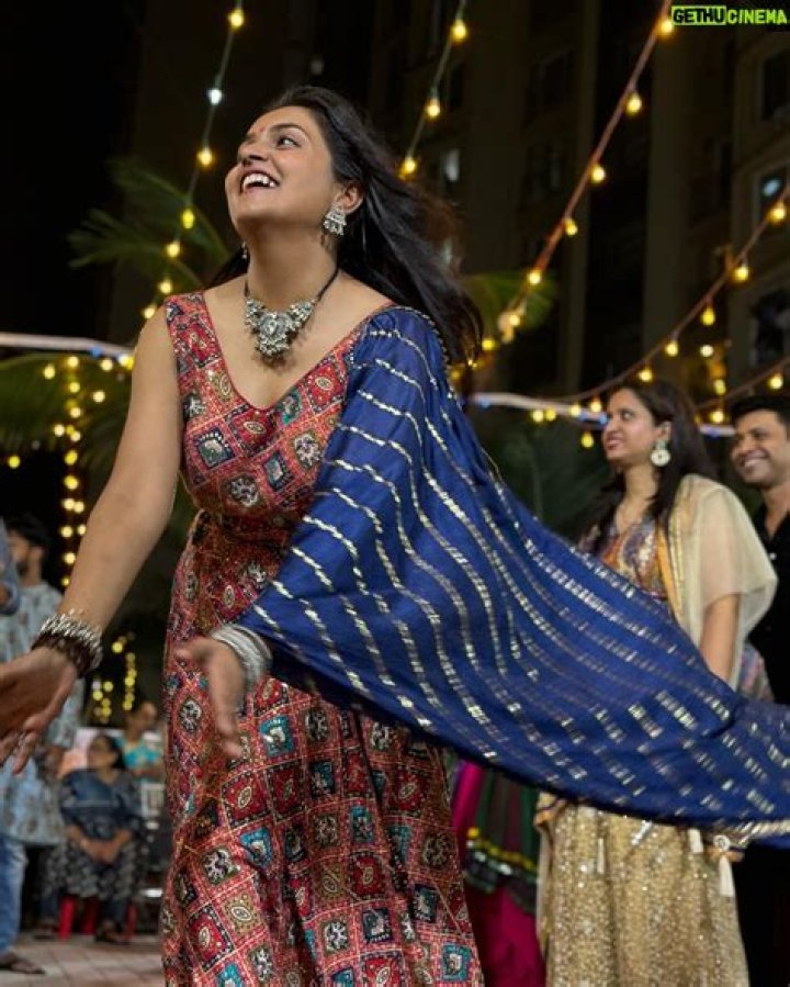 Sonal Kaushal [Voice Artist] Wiki, Bio, Husband, Salary, & More