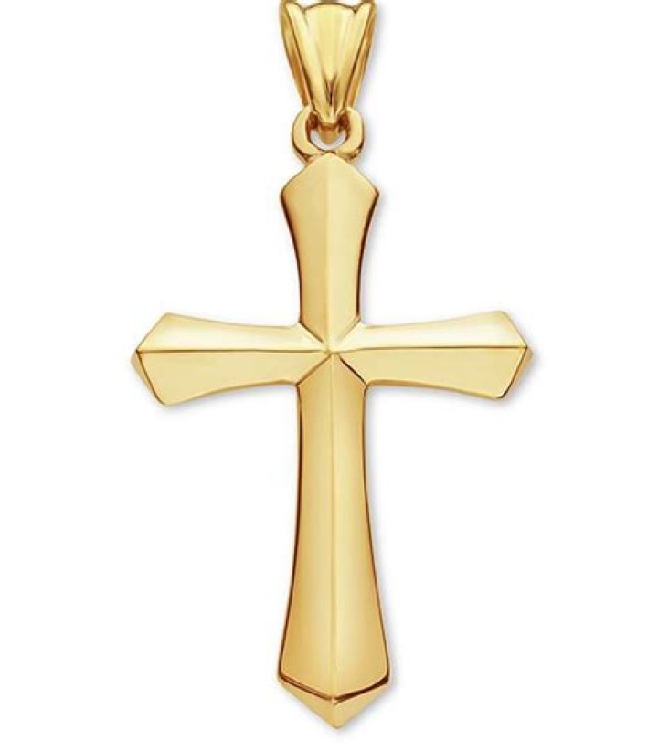Spiritual Bling: What Your Favorite Stars’ Gold Cross Says About Them