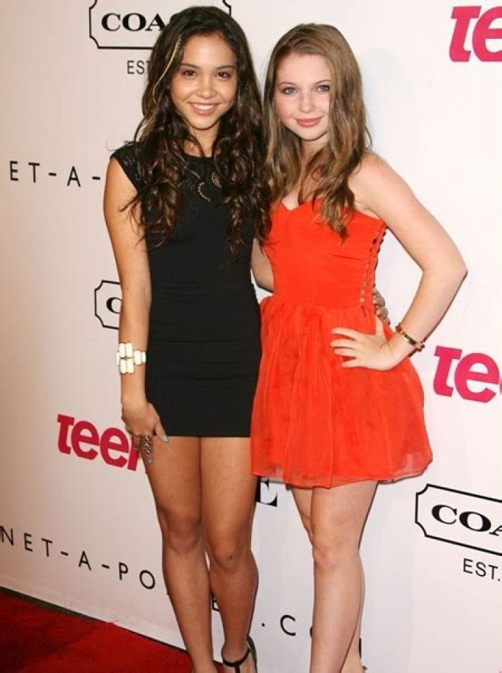 Stella Hudgens Measurements Height Weight Body Stats Facts