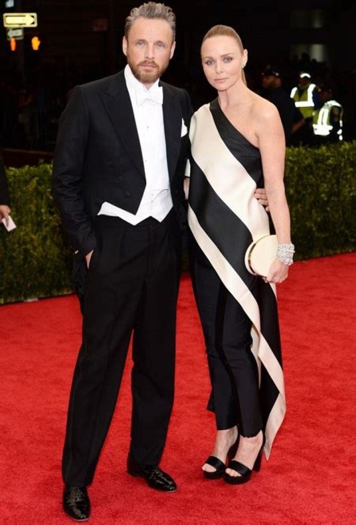 Stella McCartney Height Weight Body Measurements Shoe Size Facts