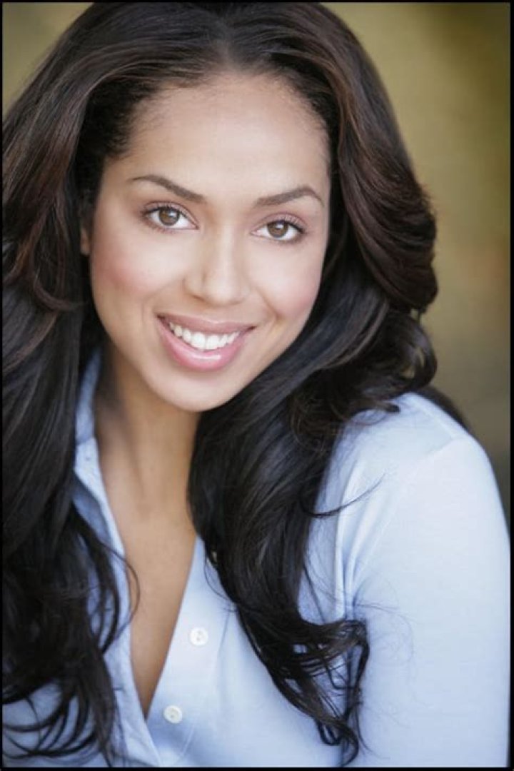 Stephanie Moseley – Hollywood Life