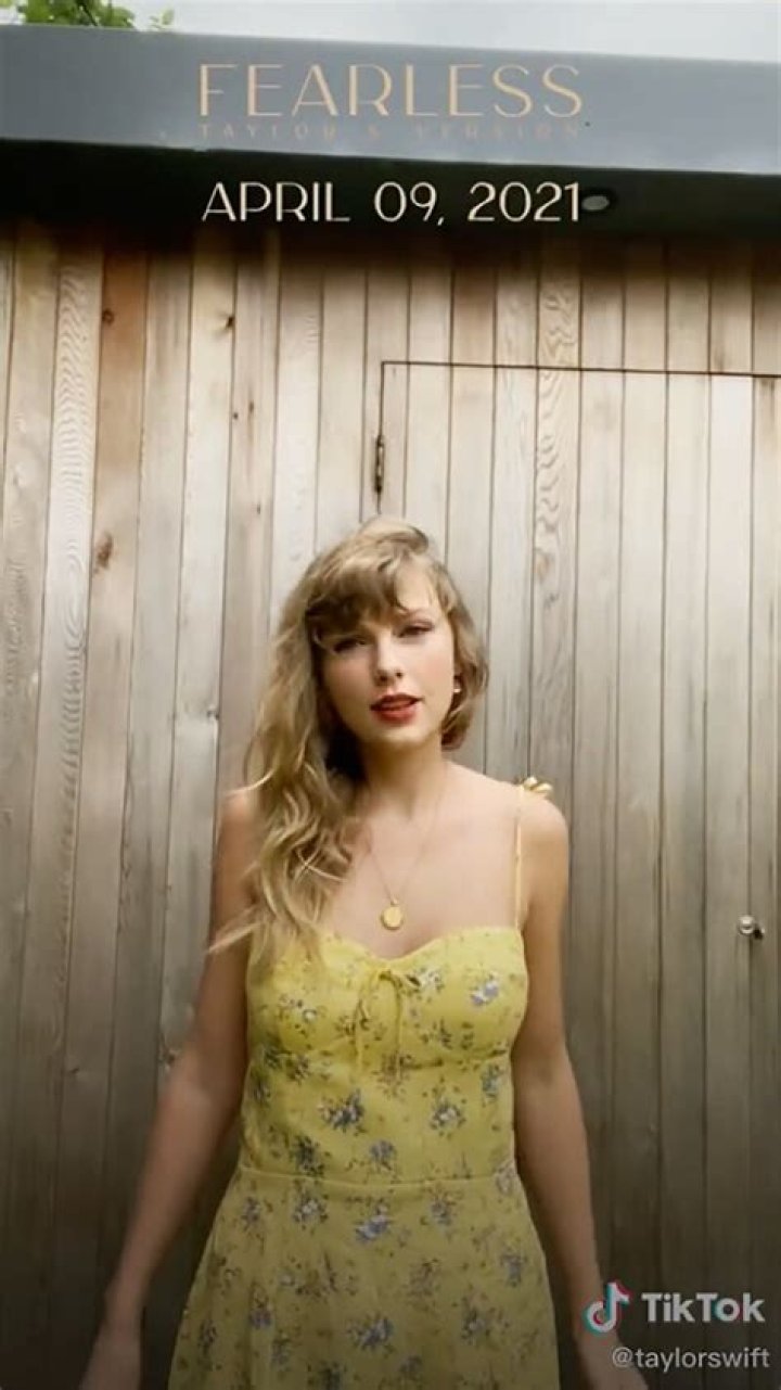 Taylor Swift Joins TikTok & Recreates Iconic ‘Red’ Look For First Video — Watch