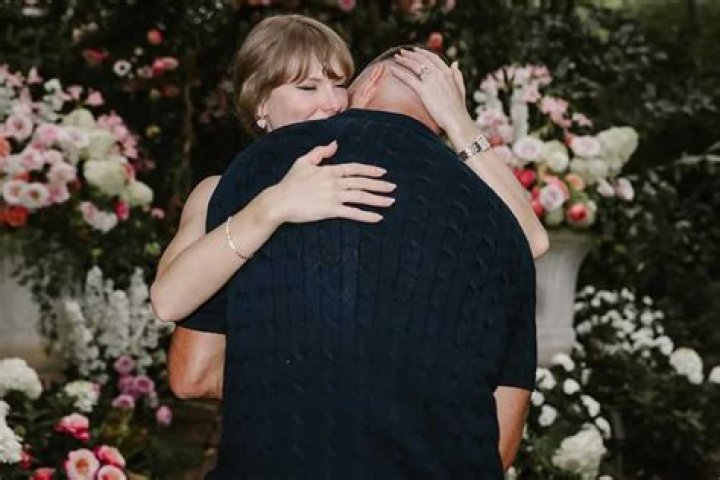 Taylor Swift & Travis Kelce’s Romance Feels ‘Very Special’ After PDA in Argentina