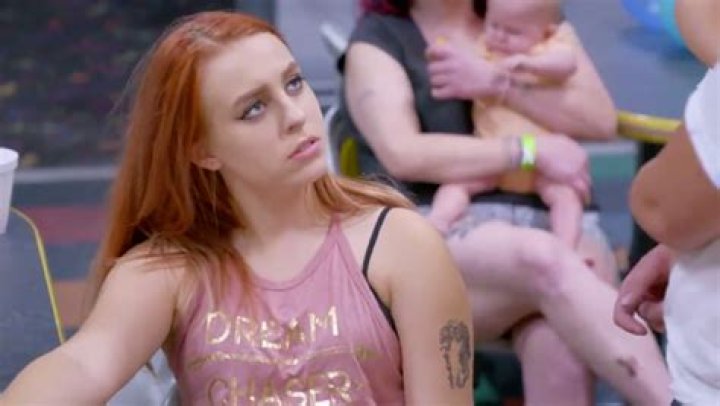 Rachel Tries Reconnecting With Her Dad – Hollywood Life