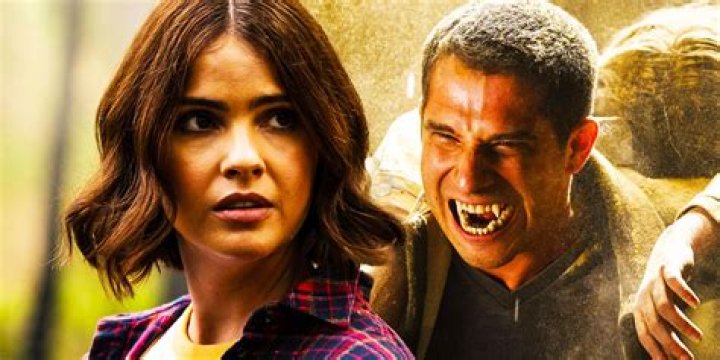 Malia & The Desert Wolf Fight — Season 5 Episode 14 Recap – Hollywood Life