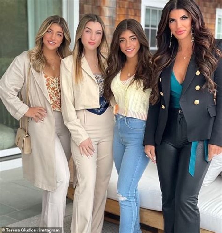 Teresa Giudice Cuddles WIth Her ‘Four Hearts’ Gia, 19, Gabriella, 16, Milania, 15 & Audriana, 11 — See Pic
